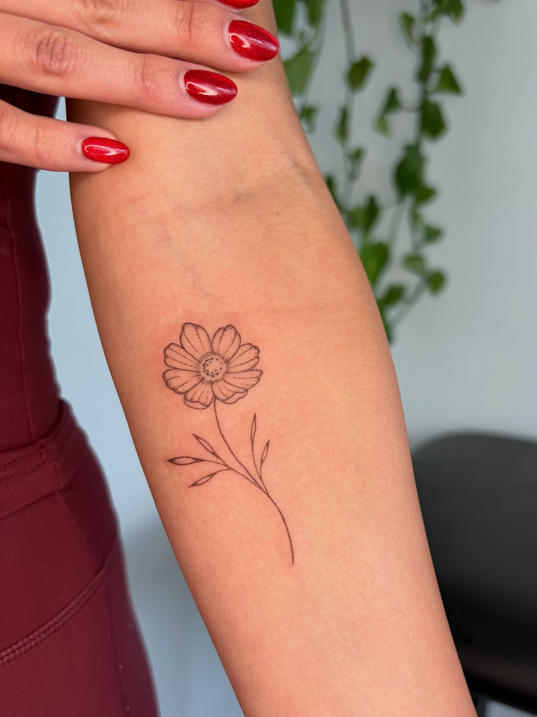Tattoo by @en.terra — fine_line