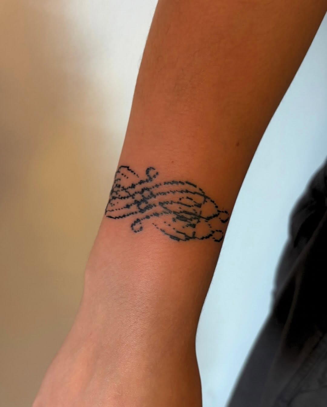 Tattoo by @cupidstunts__ — fine_line, sketch