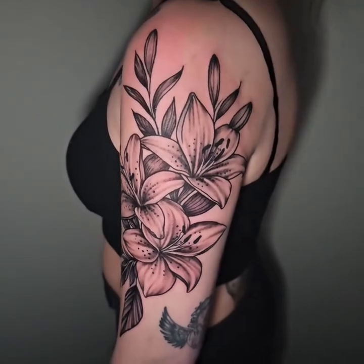 Tattoo by @nikki_se7en_tattoos — black_and_grey, realism