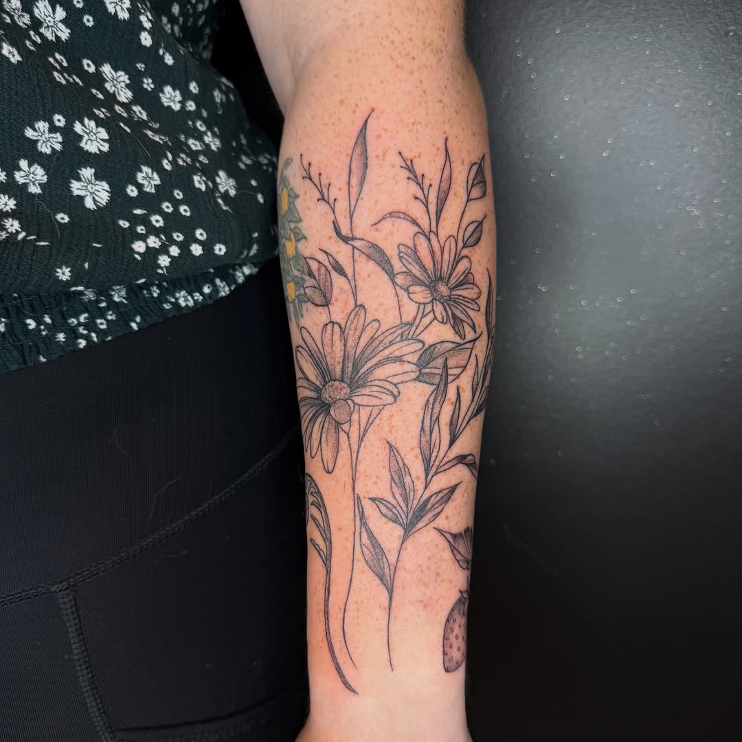 Tattoo by @basic.b.tattoo โ fine_line, black_and_grey