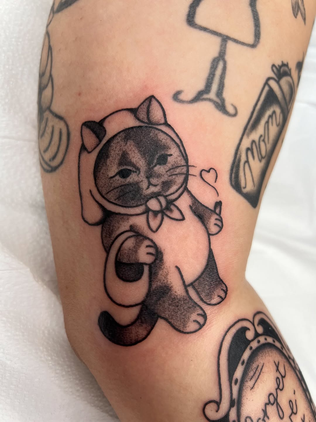 Tattoo by @hannahtattana β new_school, dotwork