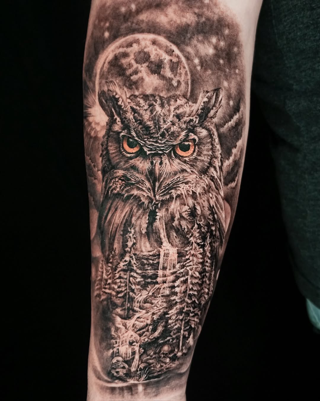 Tattoo by @dokdan.tt — realism, black_and_grey