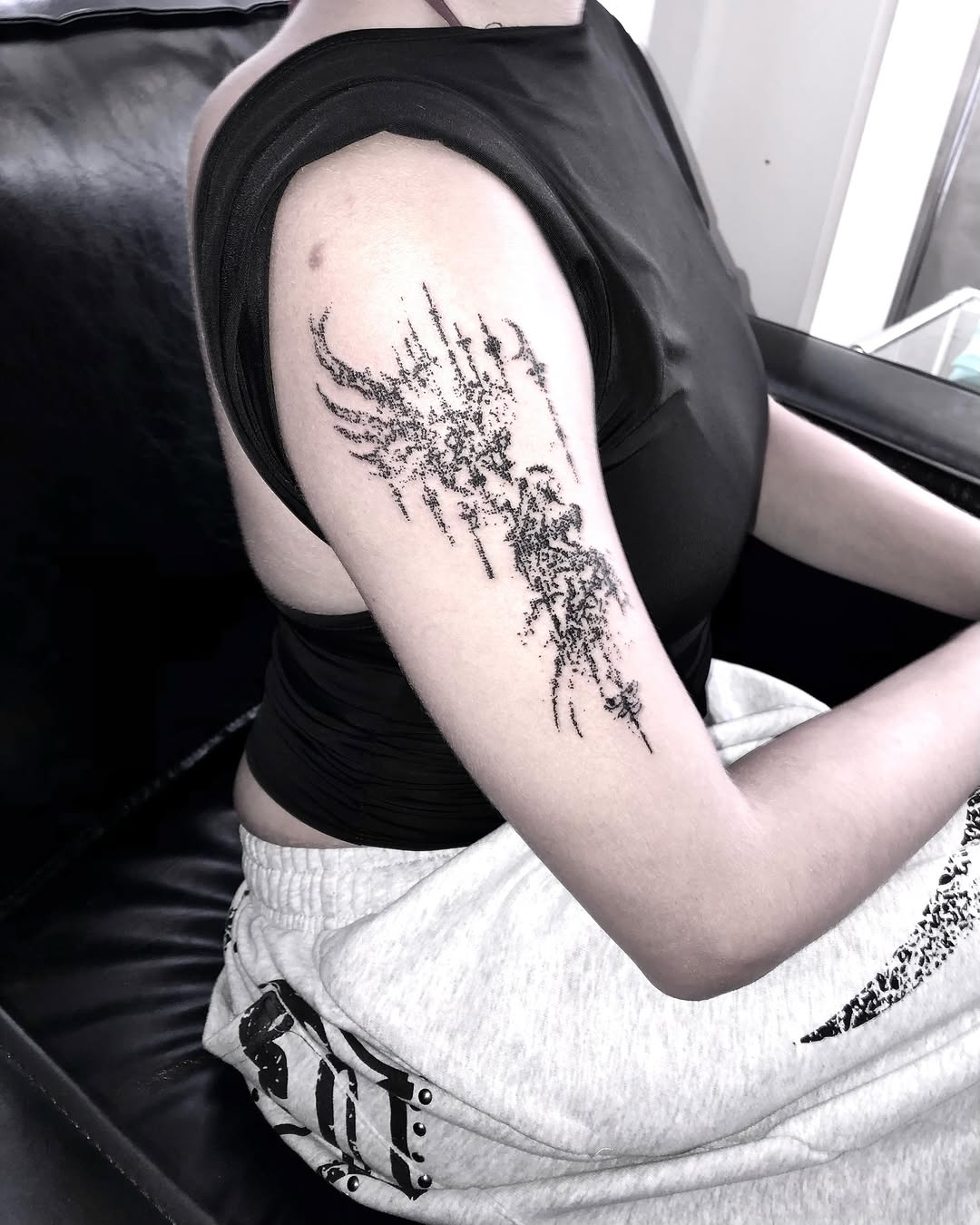 Tattoo by @lxk.e4_u β dotwork, black_and_grey