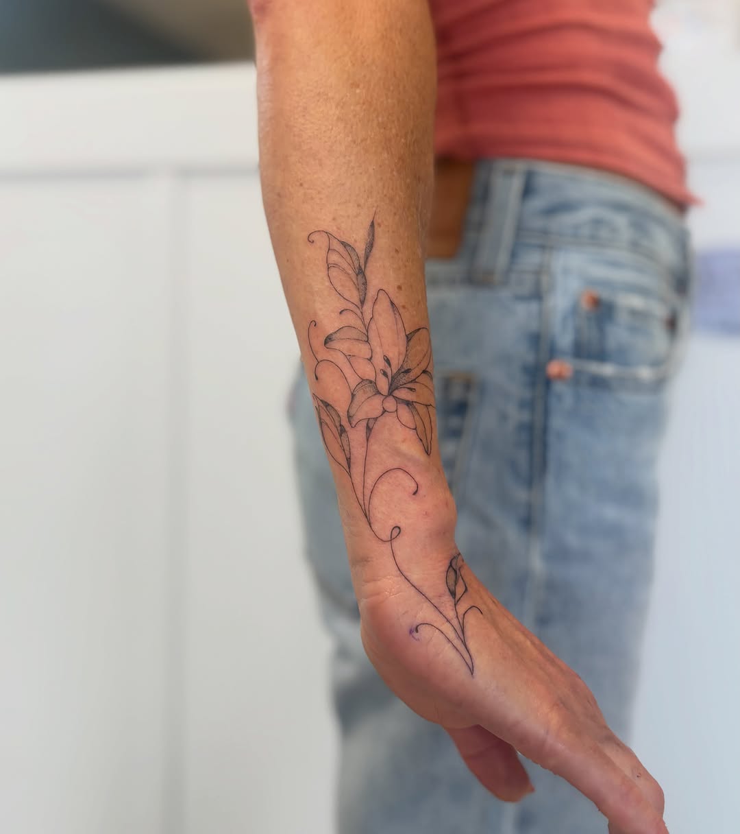Tattoo by @brooklynn.ink — fine_line