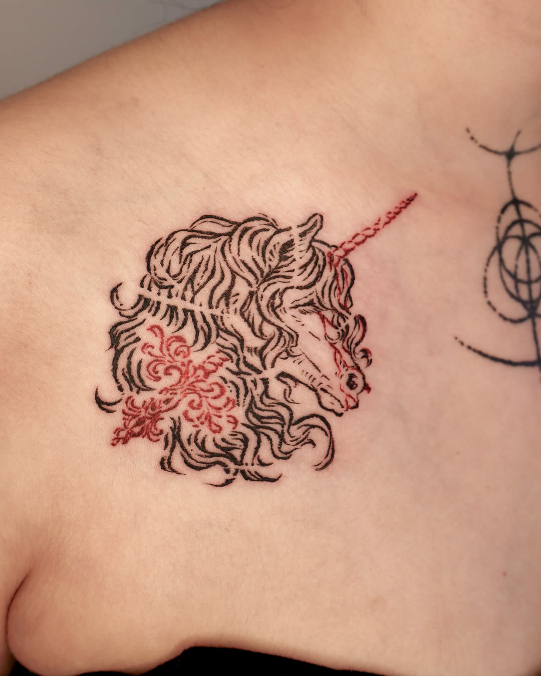 Tattoo by @naza.inks β fine_line, illustrative