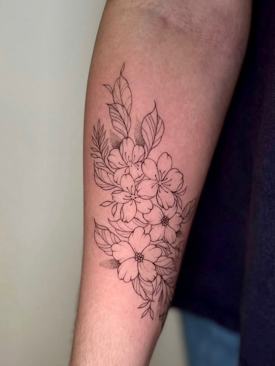 Tattoo by @bycristaliana — fine_line