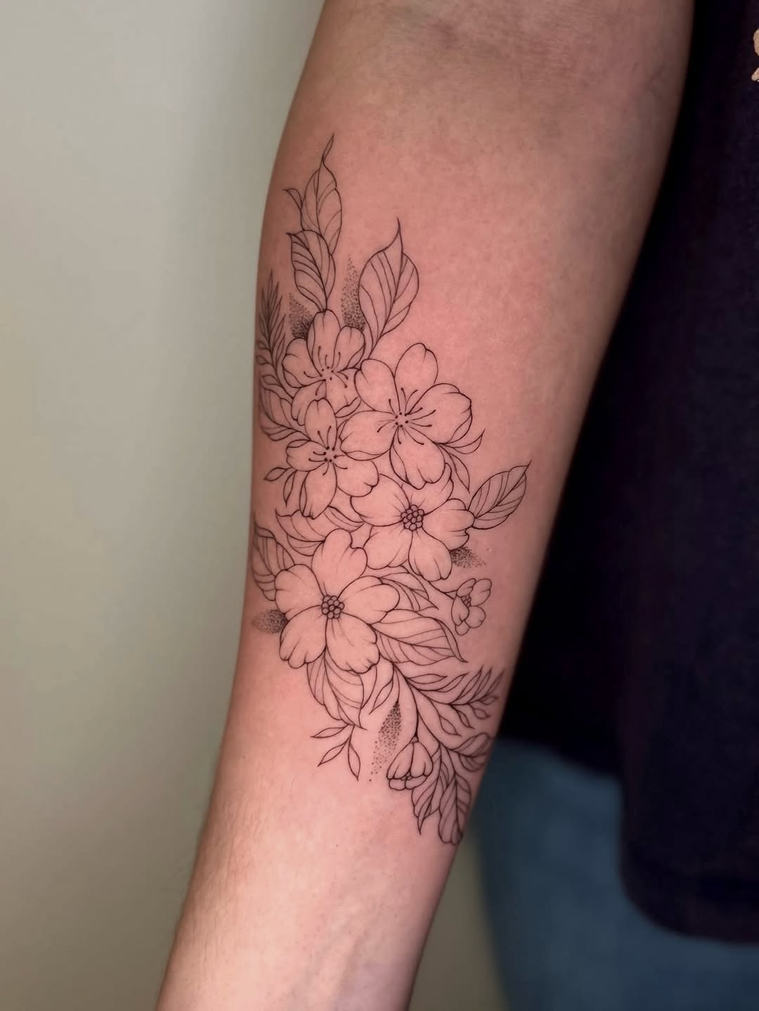 Tattoo by @bycristaliana — fine_line