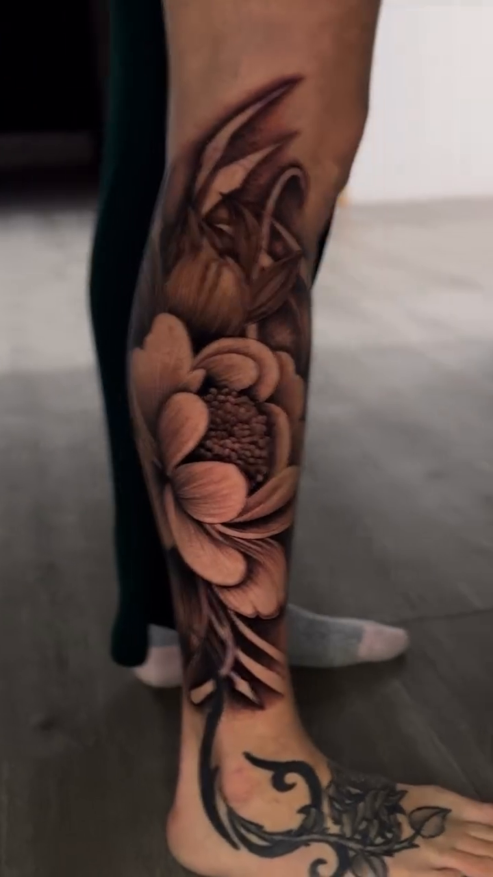 Tattoo by @fernando_tattoos — black_and_grey, realism