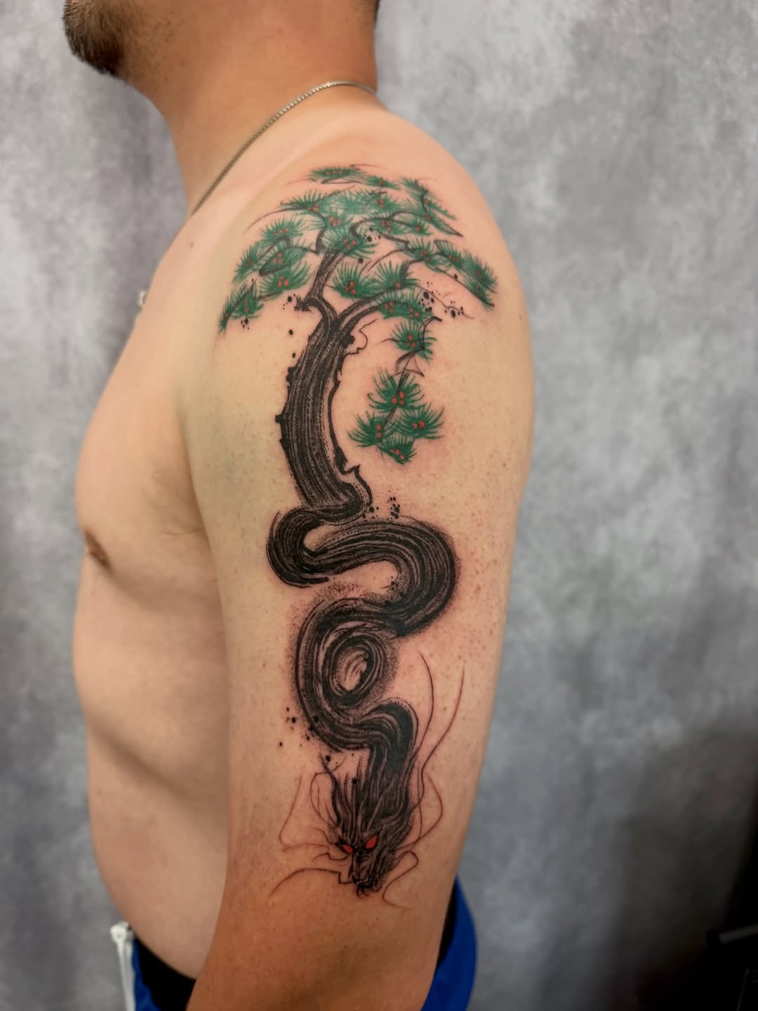 Tattoo by @echo.tattoos — japanese_irezumi, blackwork