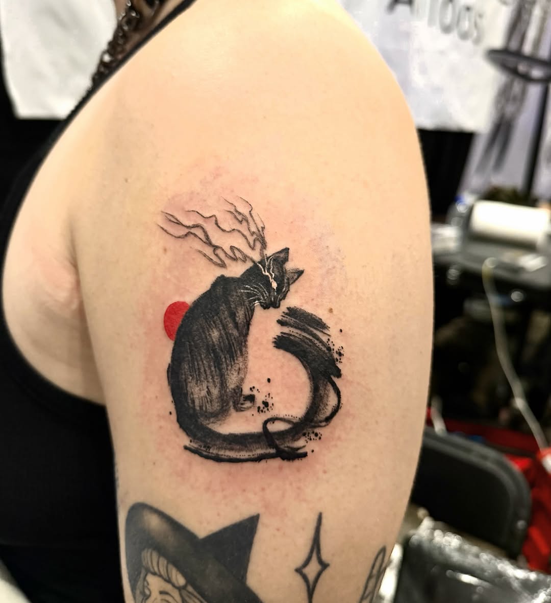 Tattoo by @echo.tattoos — black_and_grey, illustrative