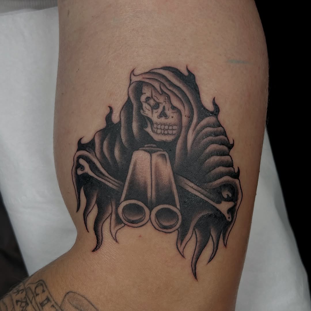Tattoo by @soppa_tattoo — black_and_grey, realism