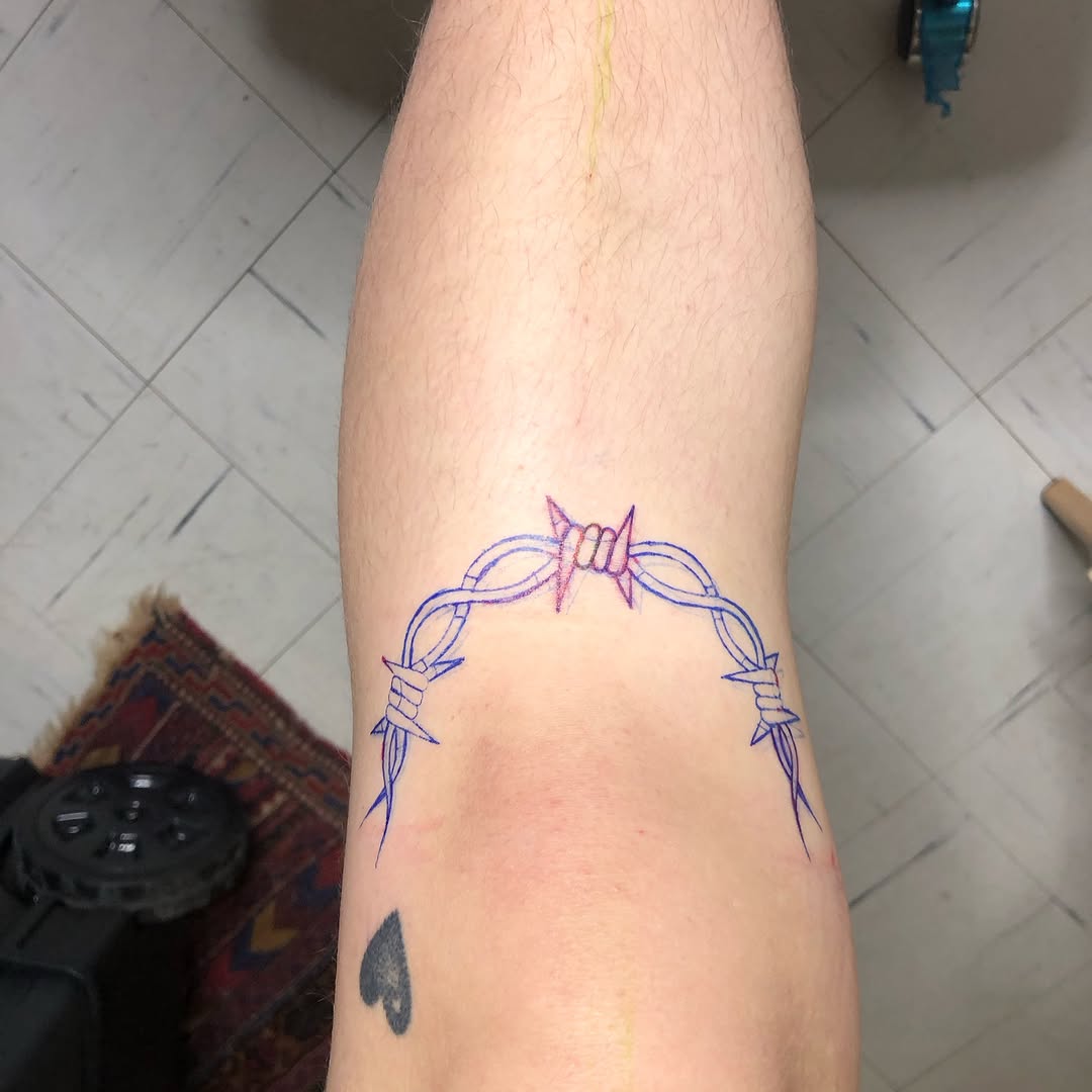 Tattoo by @rat.hearts โ fine_line