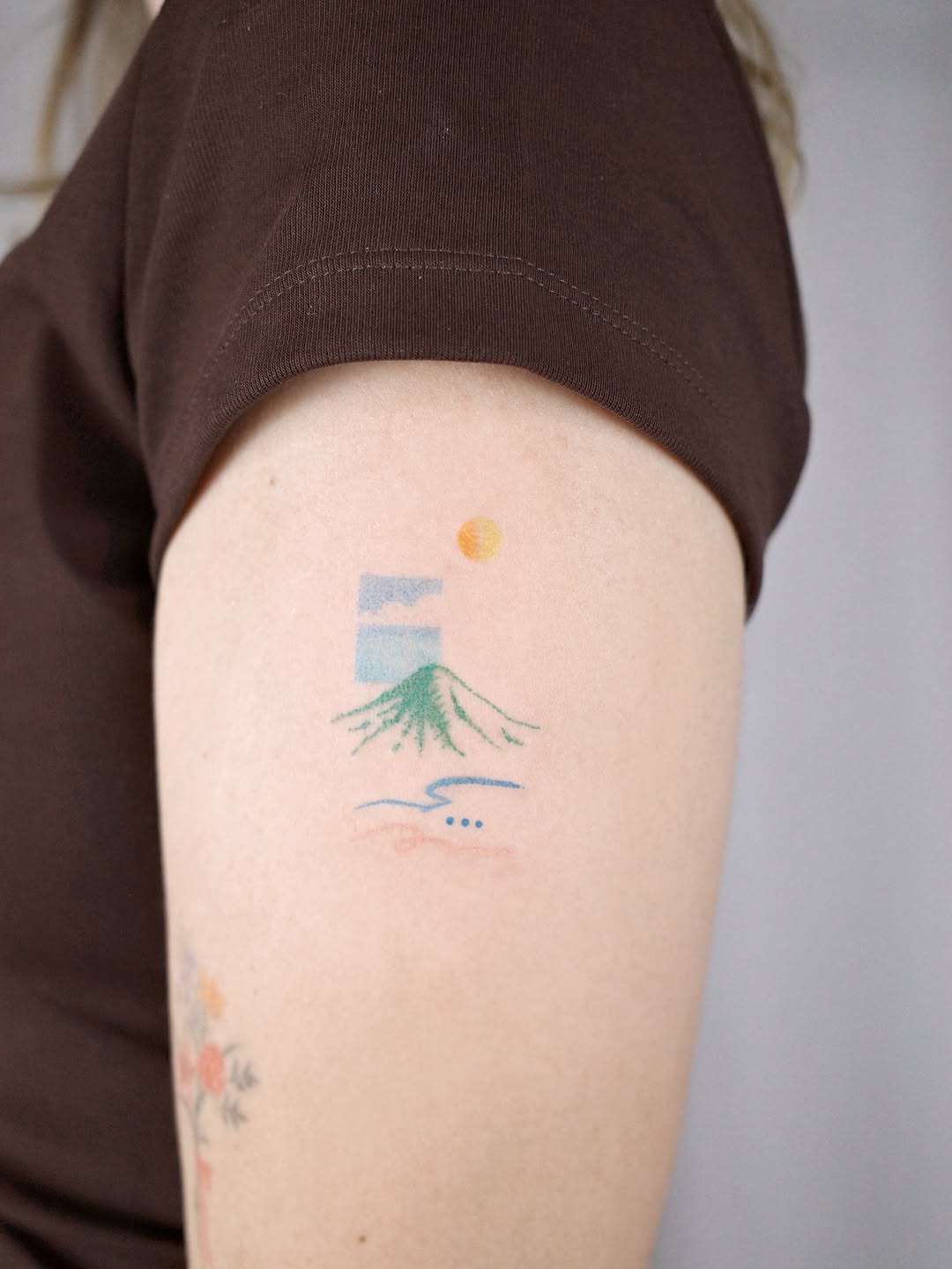 Tattoo by @soonmoon.tattoo — fine_line, minimalist
