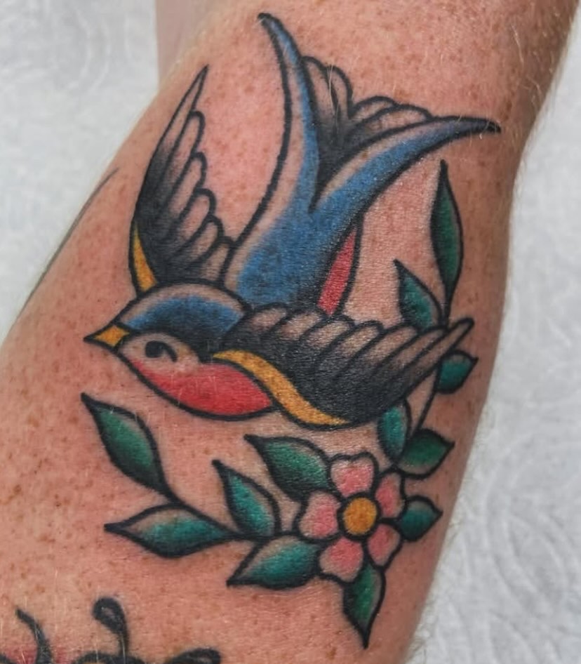 Tattoo by @vinnietatts — american_traditional