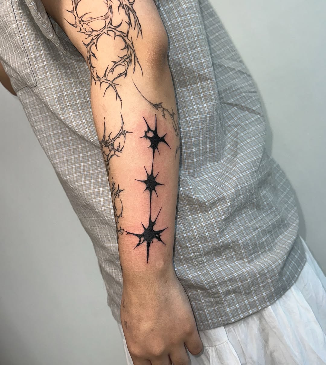 Tattoo by @kiijooya — blackwork, geometric