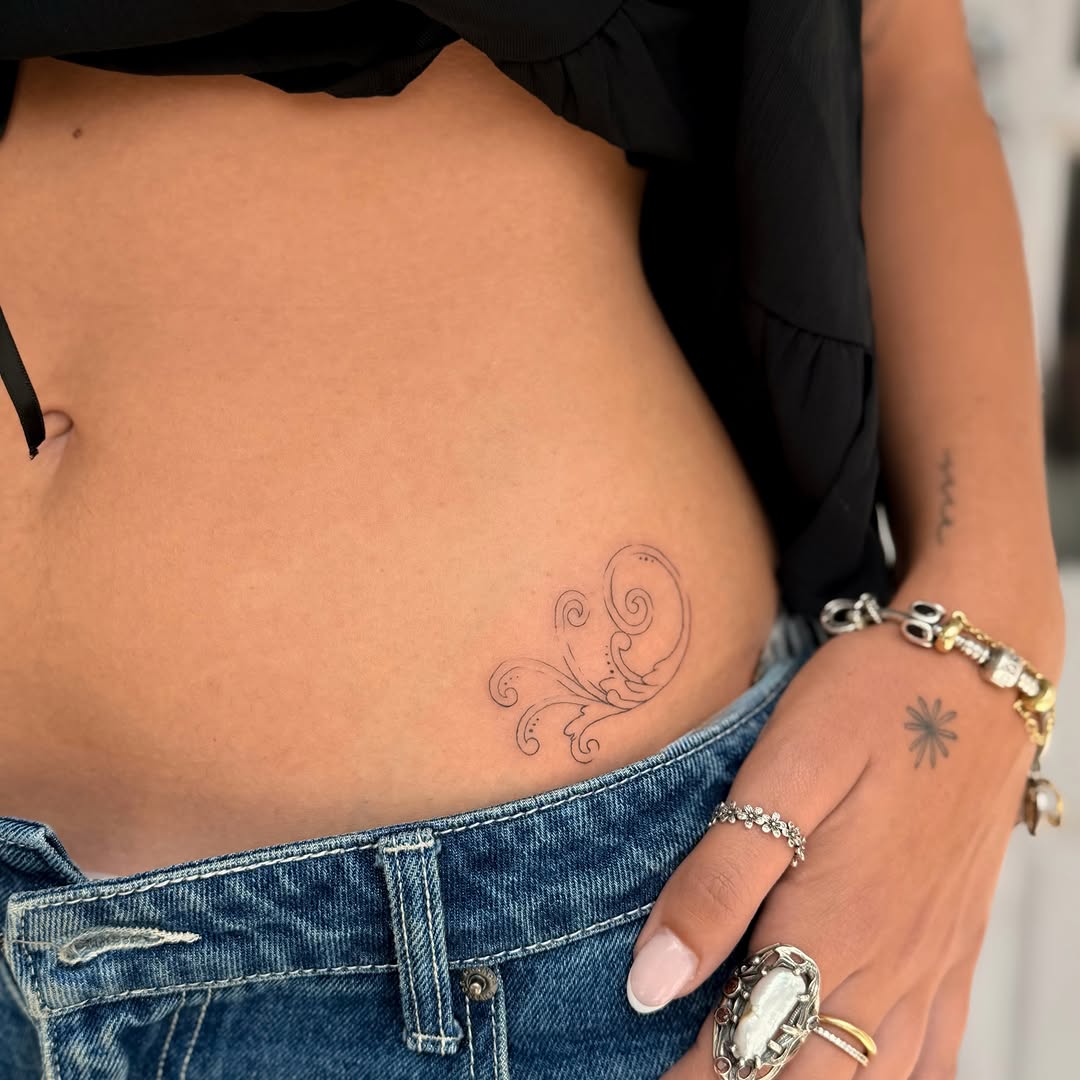 Tattoo by @aholladaytattoo — fine_line, ornamental