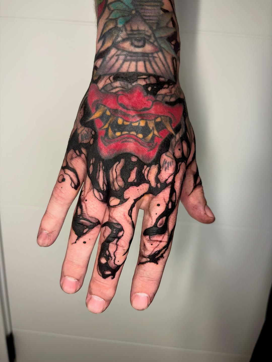 Tattoo by @julieobrientattoo — blackwork, japanese_irezumi