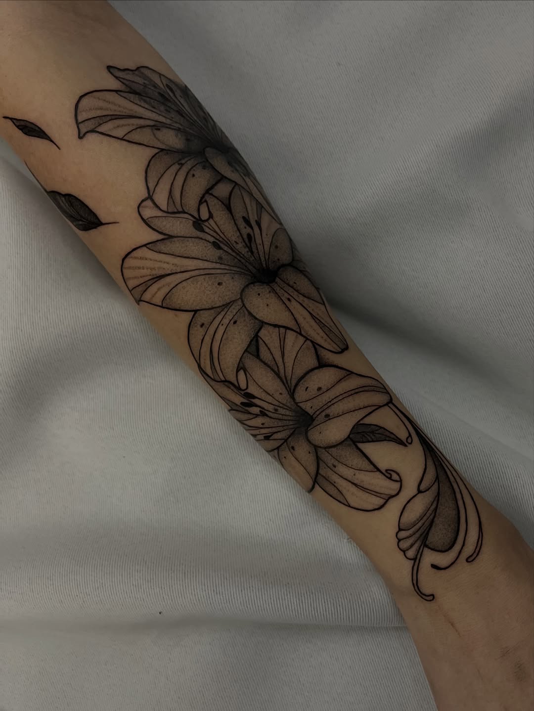 Tattoo by @azevtattoo — fine_line, black_and_grey