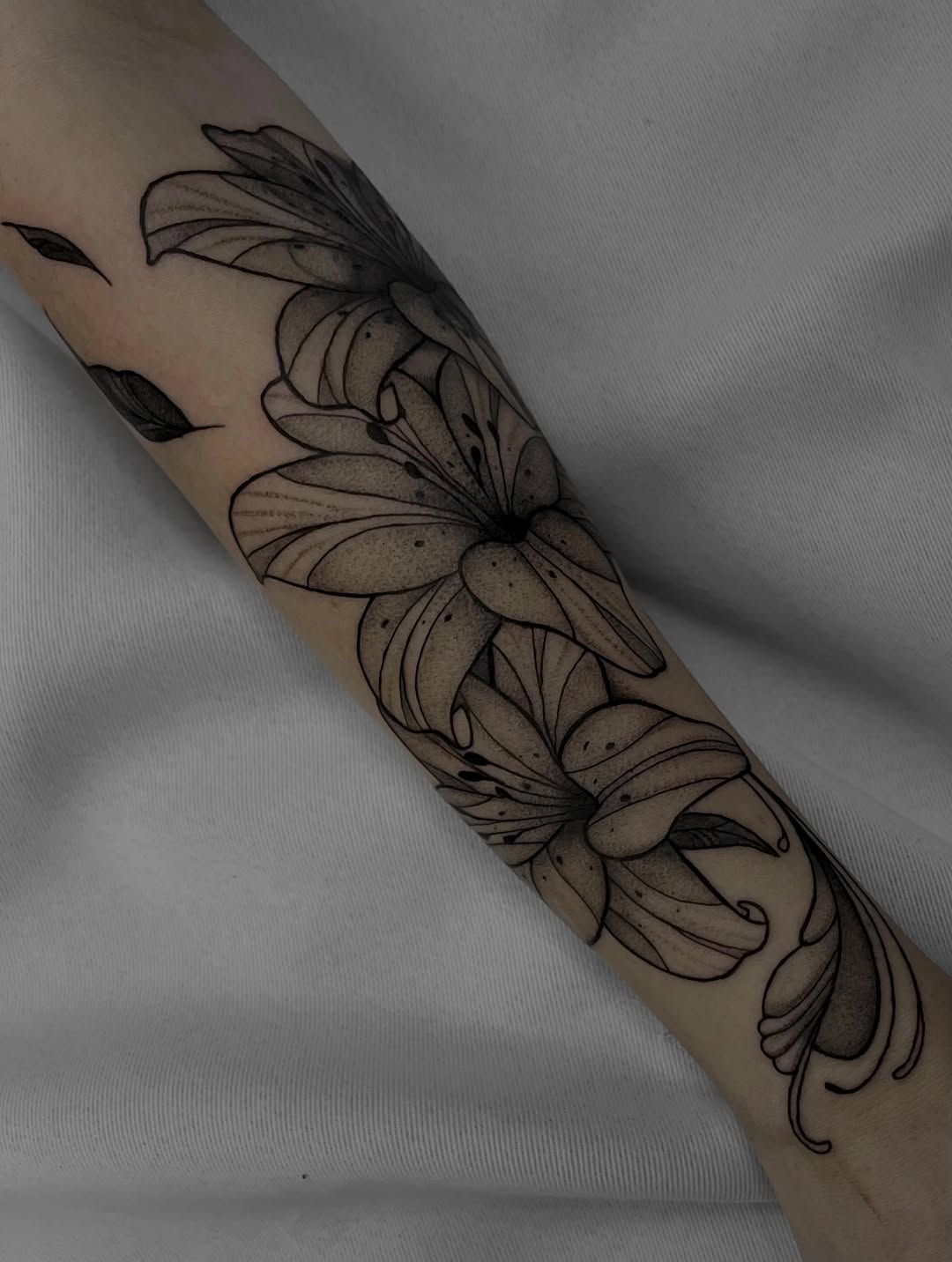 Tattoo by @azevtattoo — fine_line, black_and_grey