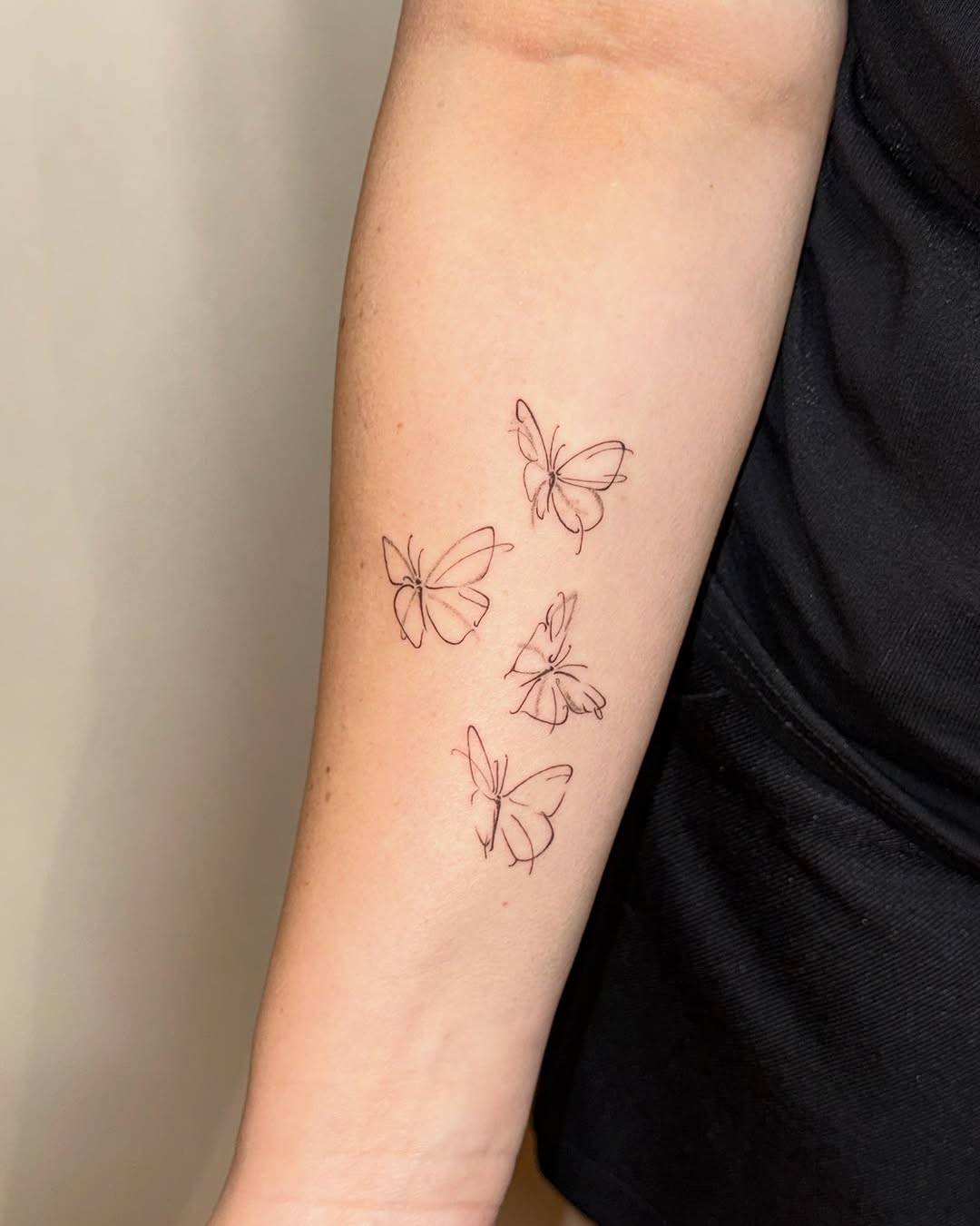 Tattoo by @_home_tattoo β fine_line, minimalist