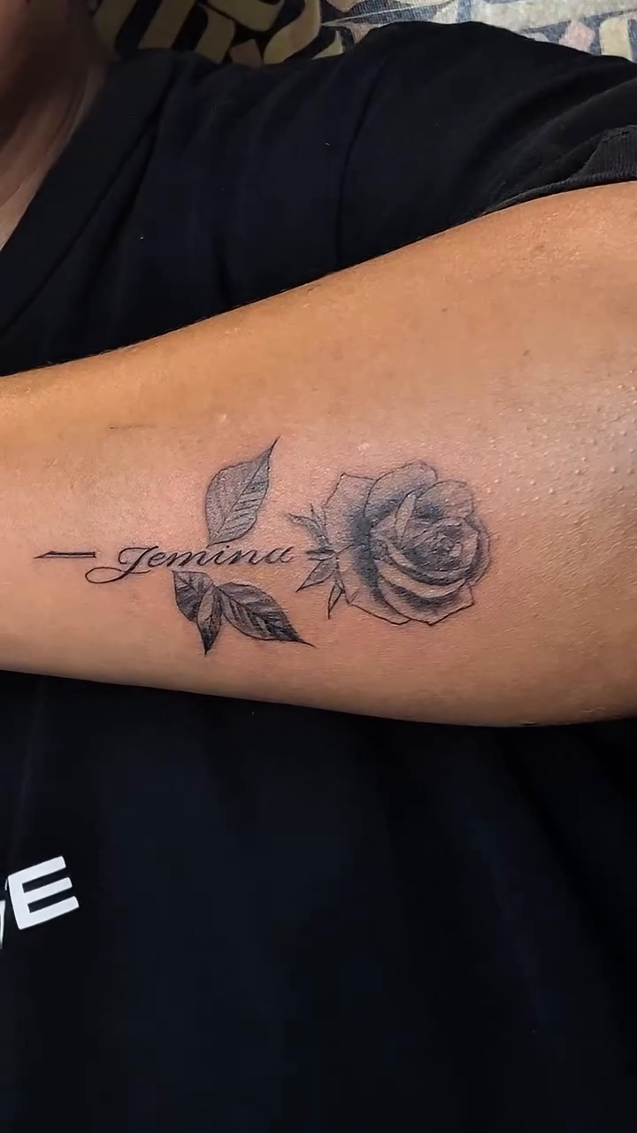 Tattoo by @sebastrussy โ fine_line