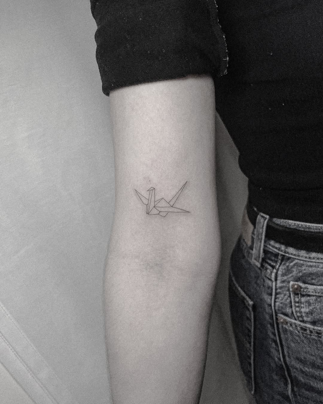 Tattoo by @inshvvn — fine_line, minimalist
