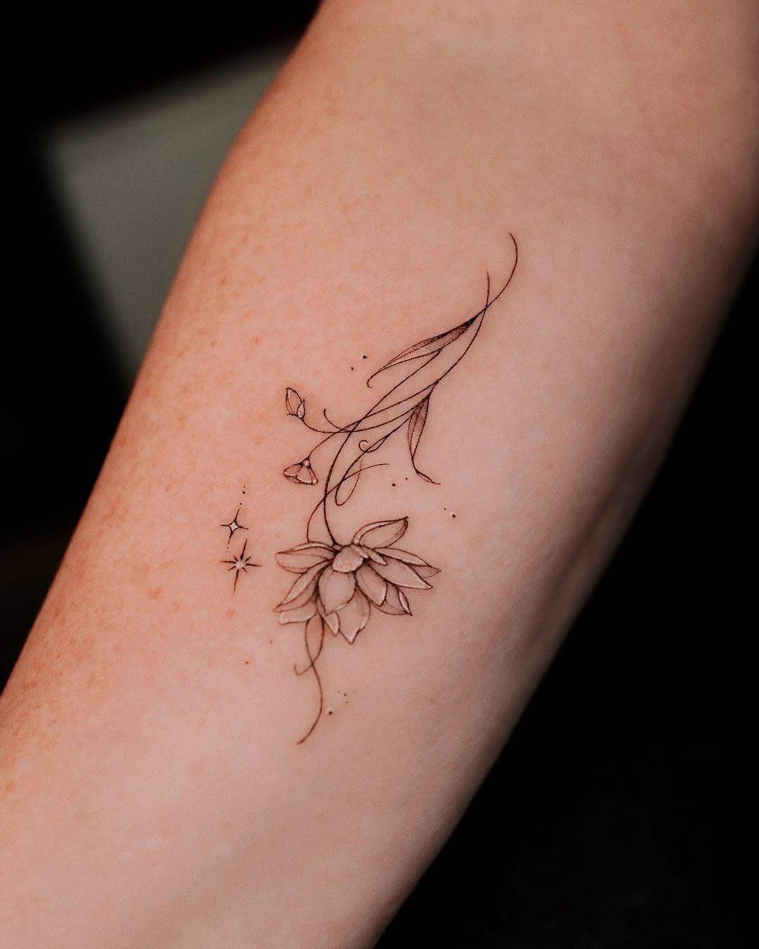 Tattoo by @yeowool_tattooer — fine_line