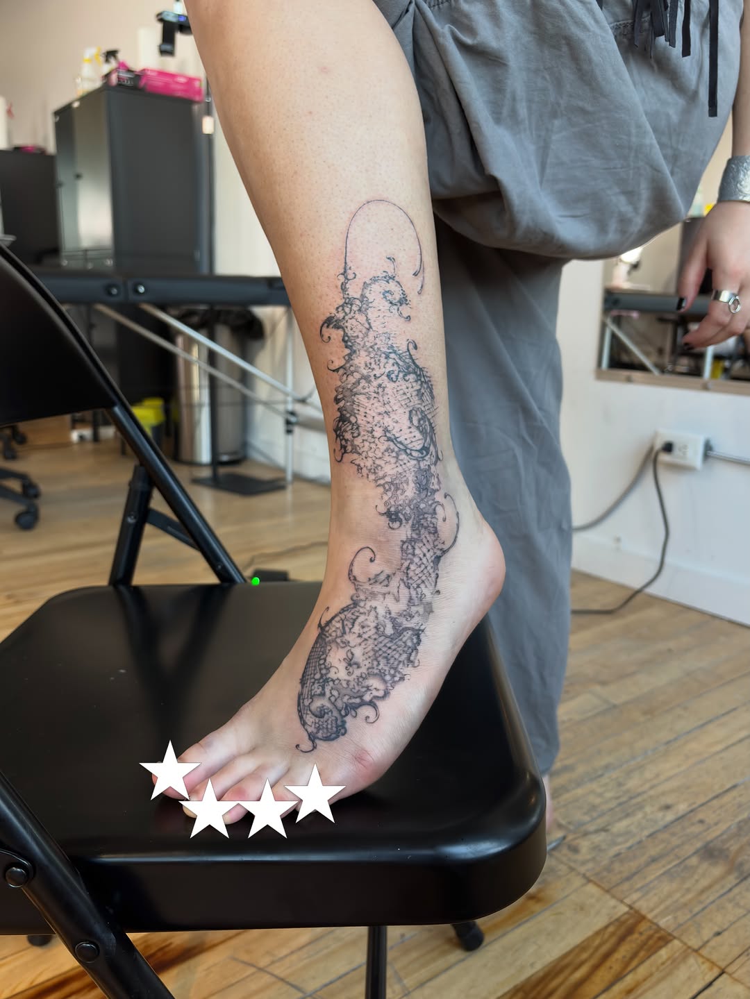 Tattoo by @eeelleventh — fine_line, ornamental