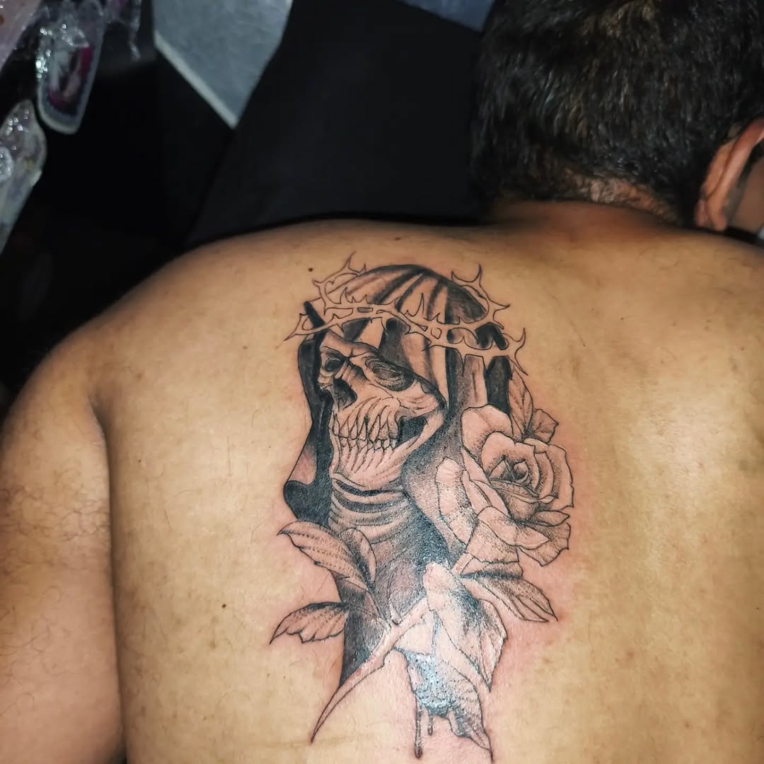 Tattoo by @mello_blue_tatto0 — black_and_grey, dark_realism