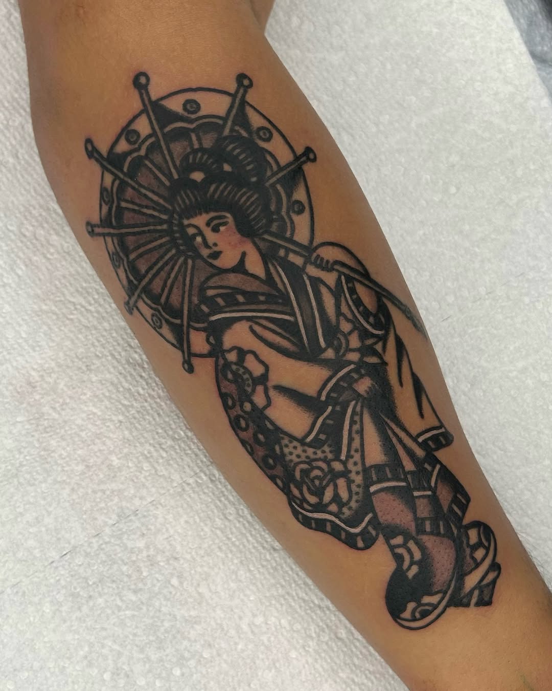 Tattoo by @hubert_serrano โ japanese_irezumi, american_traditional