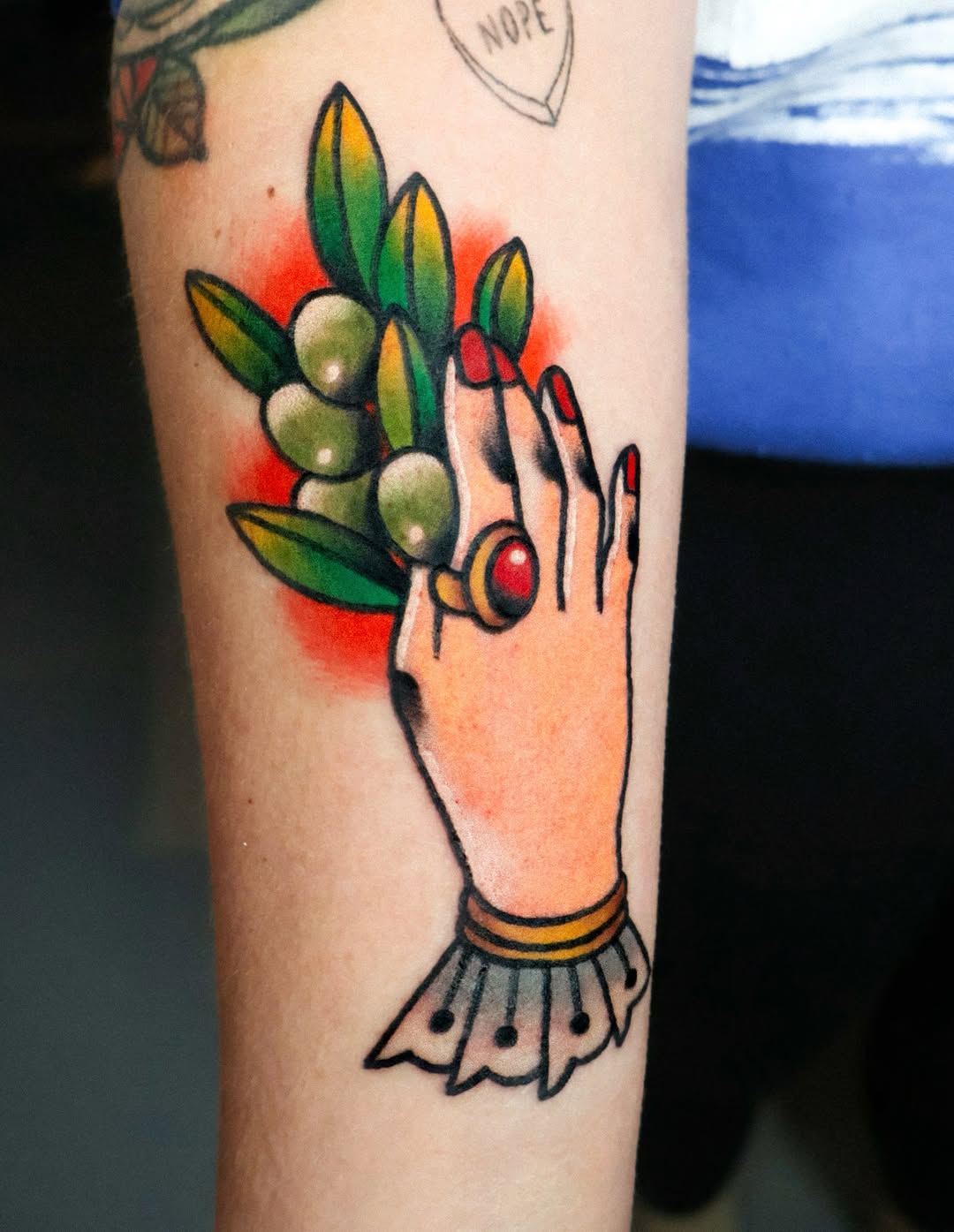 Tattoo by @tt_whitepearl β american_traditional