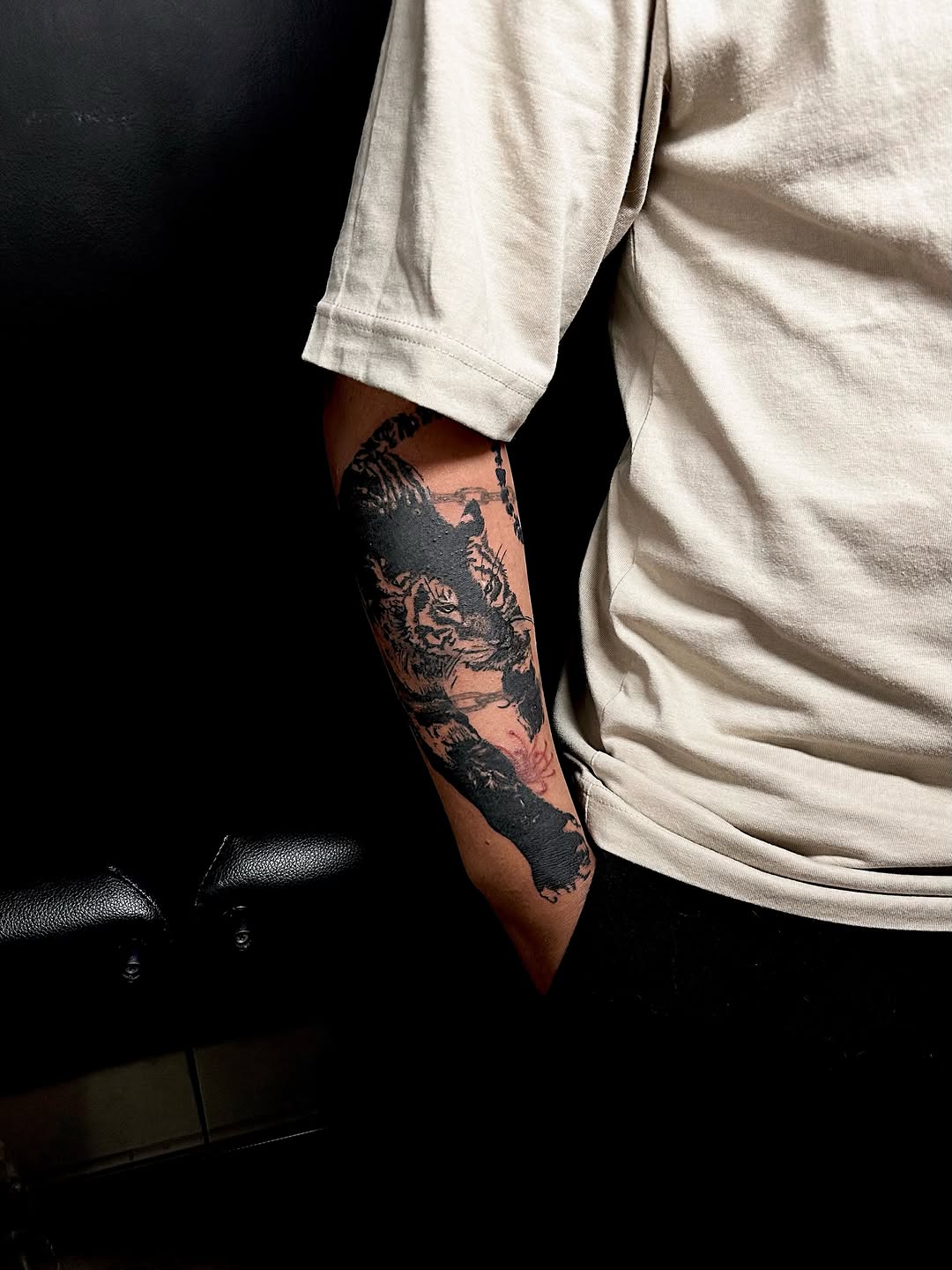 Tattoo by @inky.jnnh — blackwork, realism