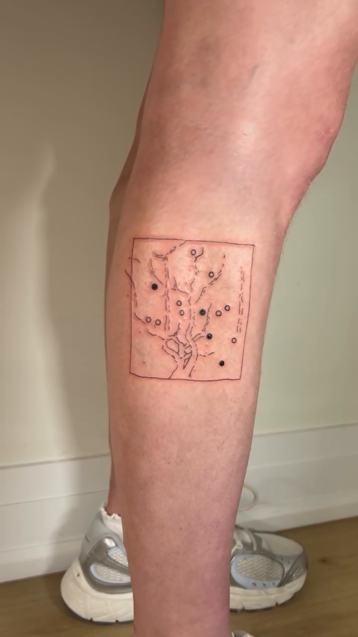 Tattoo by @tomlovesid — fine_line, geometric