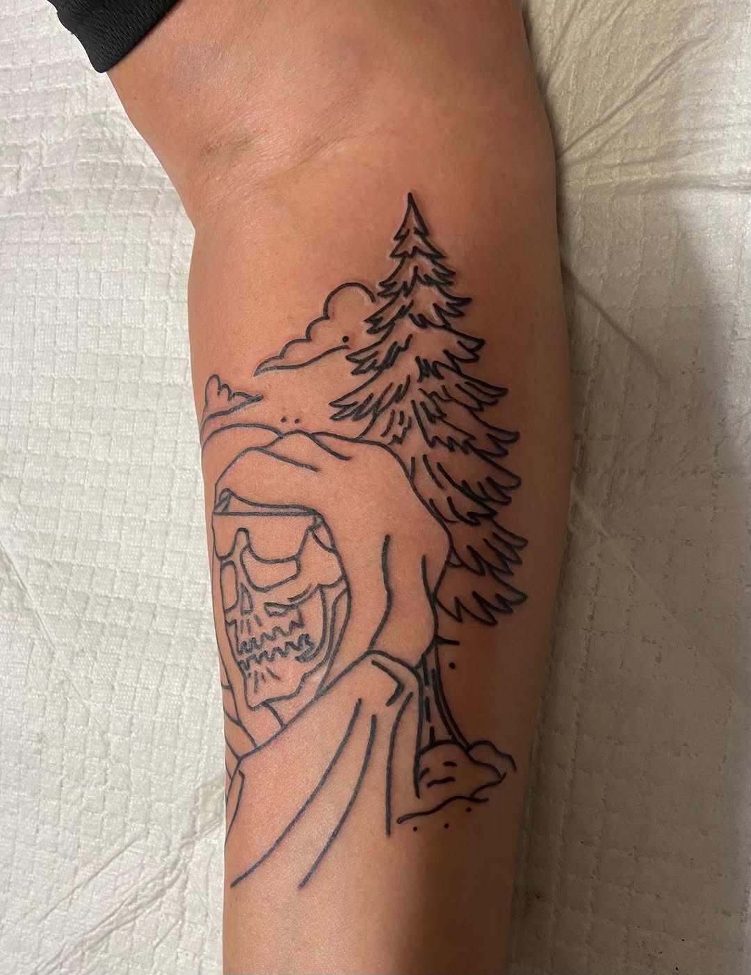 Tattoo by @crabbystabztattoos — illustrative