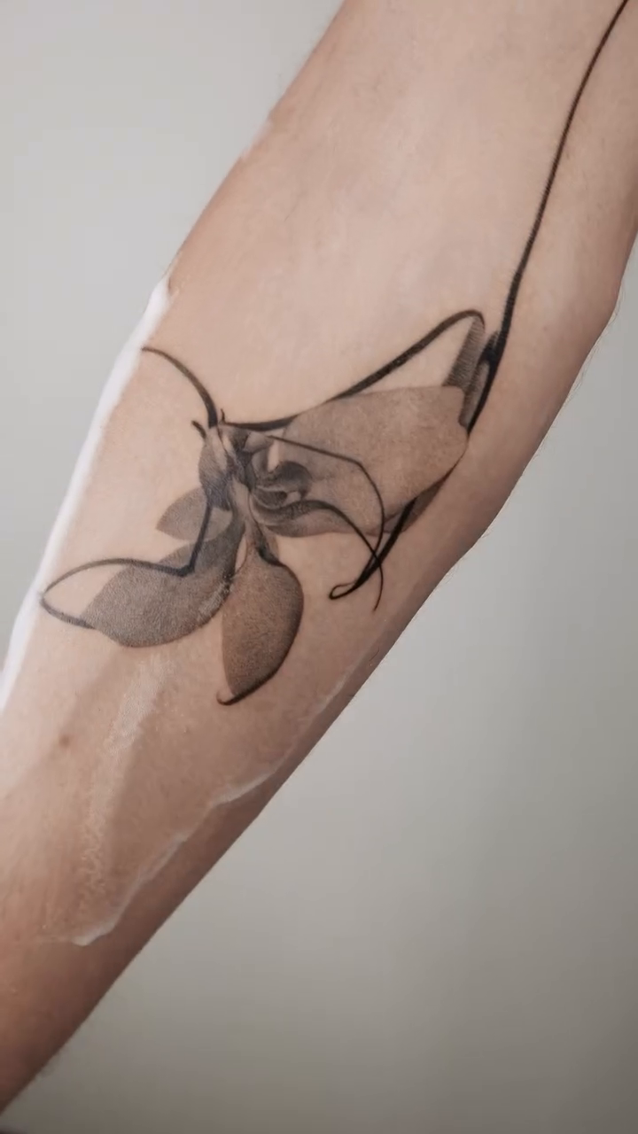Tattoo by @cr_kr_ — fine_line, black_and_grey