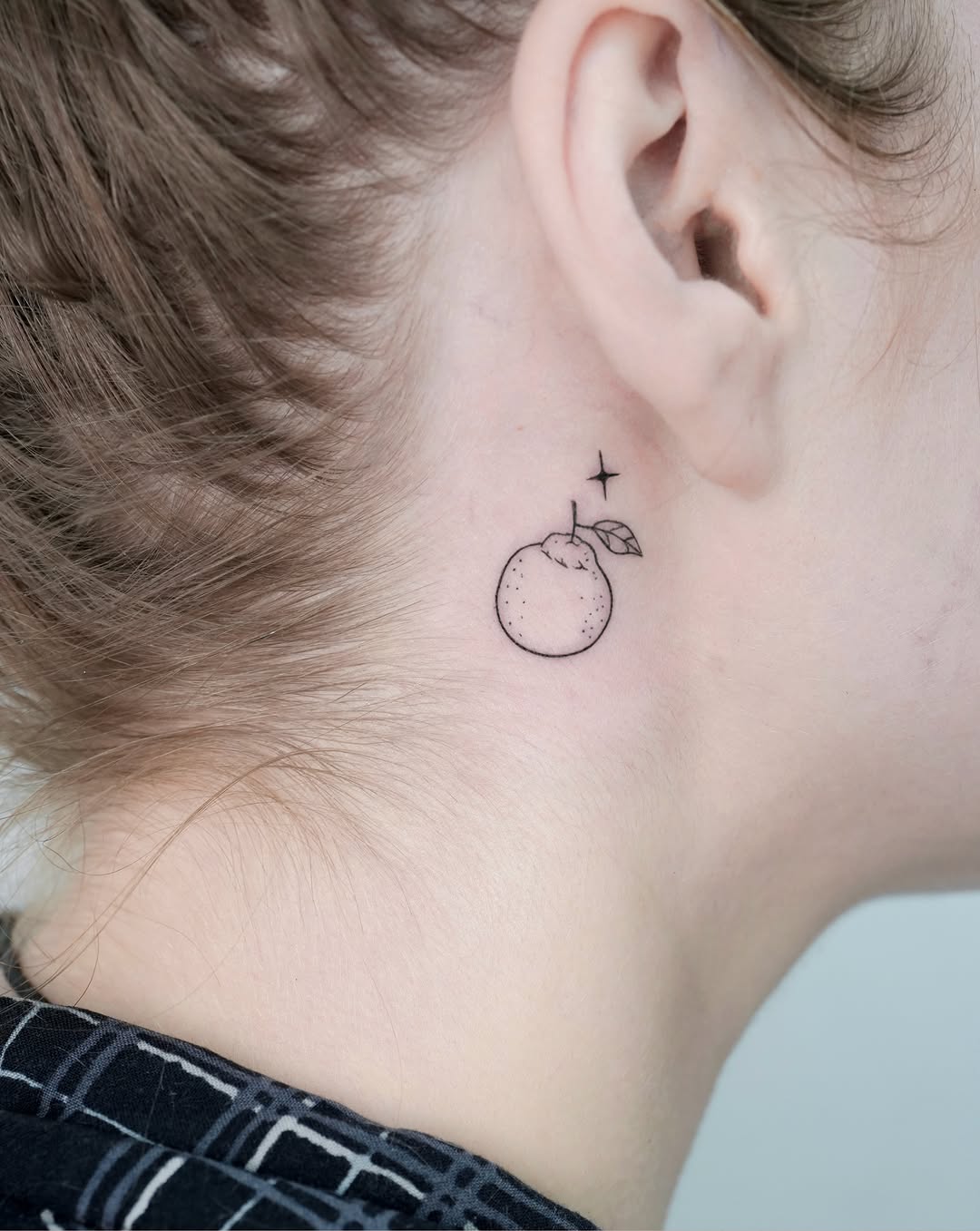 Tattoo by @ink.danu โ fine_line, minimalist