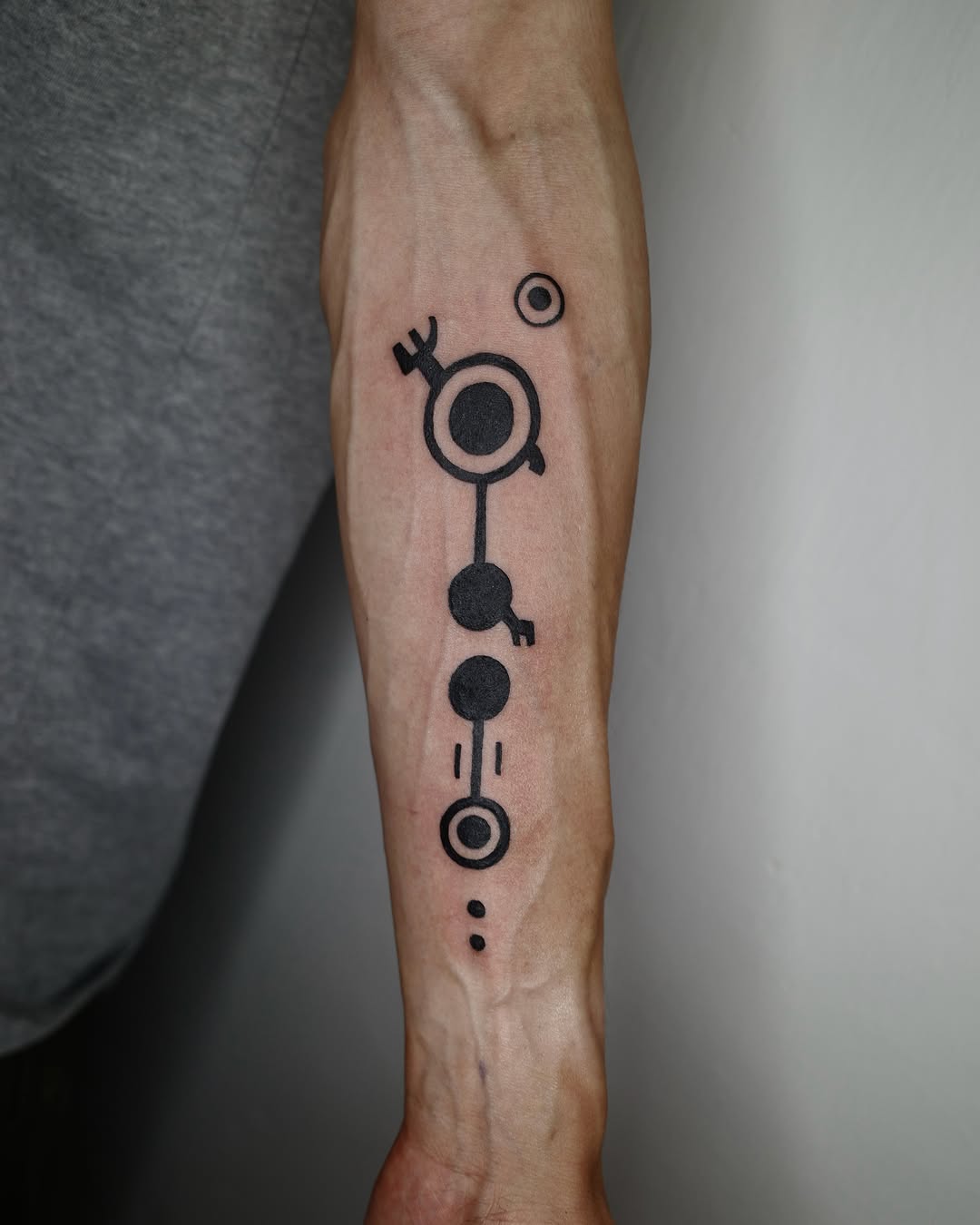 Tattoo by @takuu_tattoo — geometric, blackwork