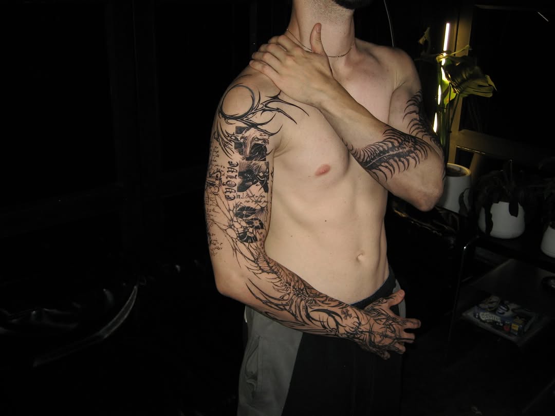 Tattoo by @deathtxpia โ blackwork, black_and_grey