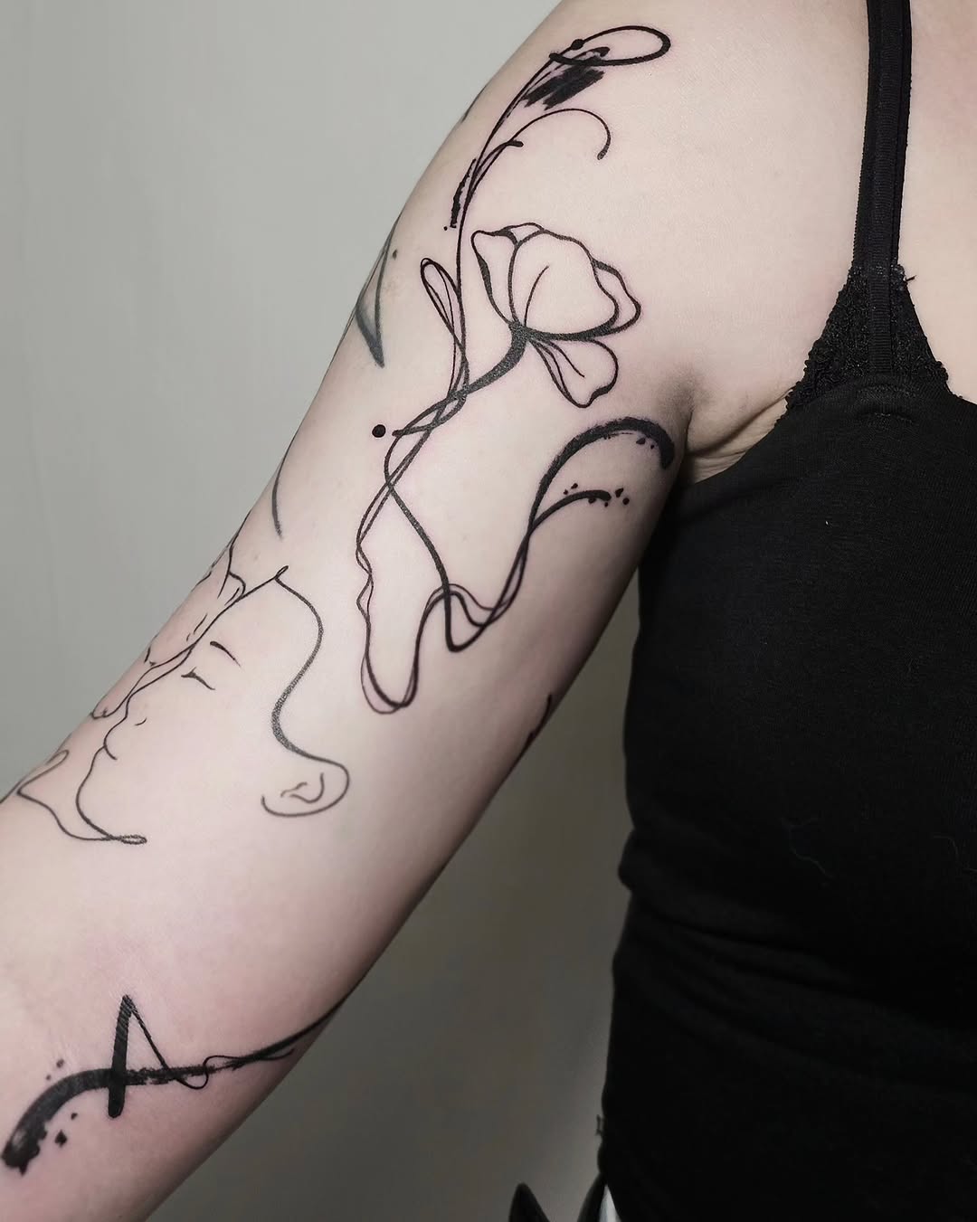 Tattoo by @draw.a_castle — fine_line, blackwork