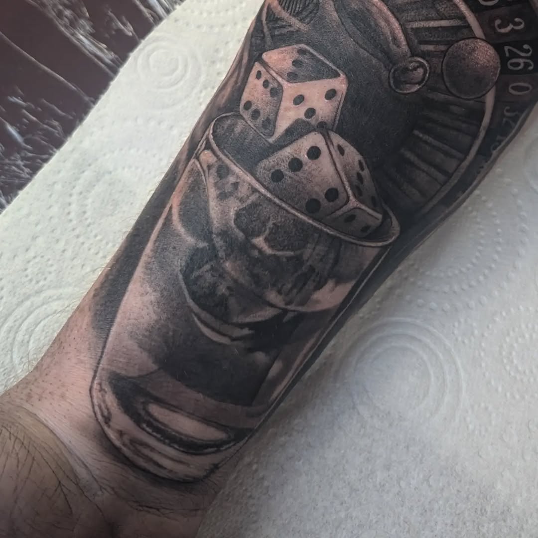 Tattoo by @y_i_n_k — realism, black_and_grey