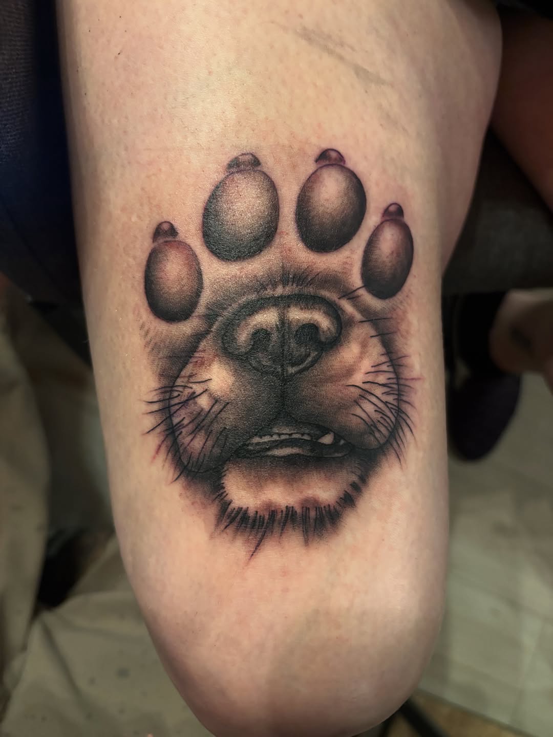 Tattoo by @gonzyiink_208 — realism, black_and_grey