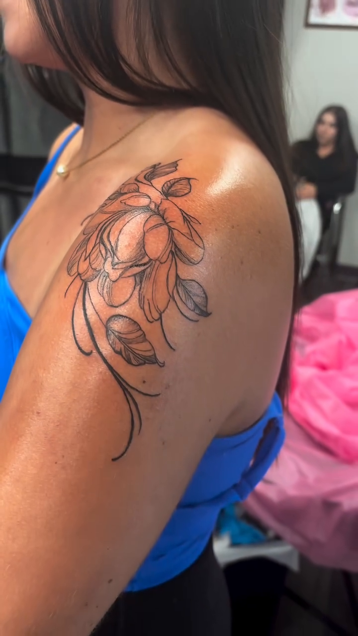 Tattoo by @handofheen — fine_line, japanese_irezumi