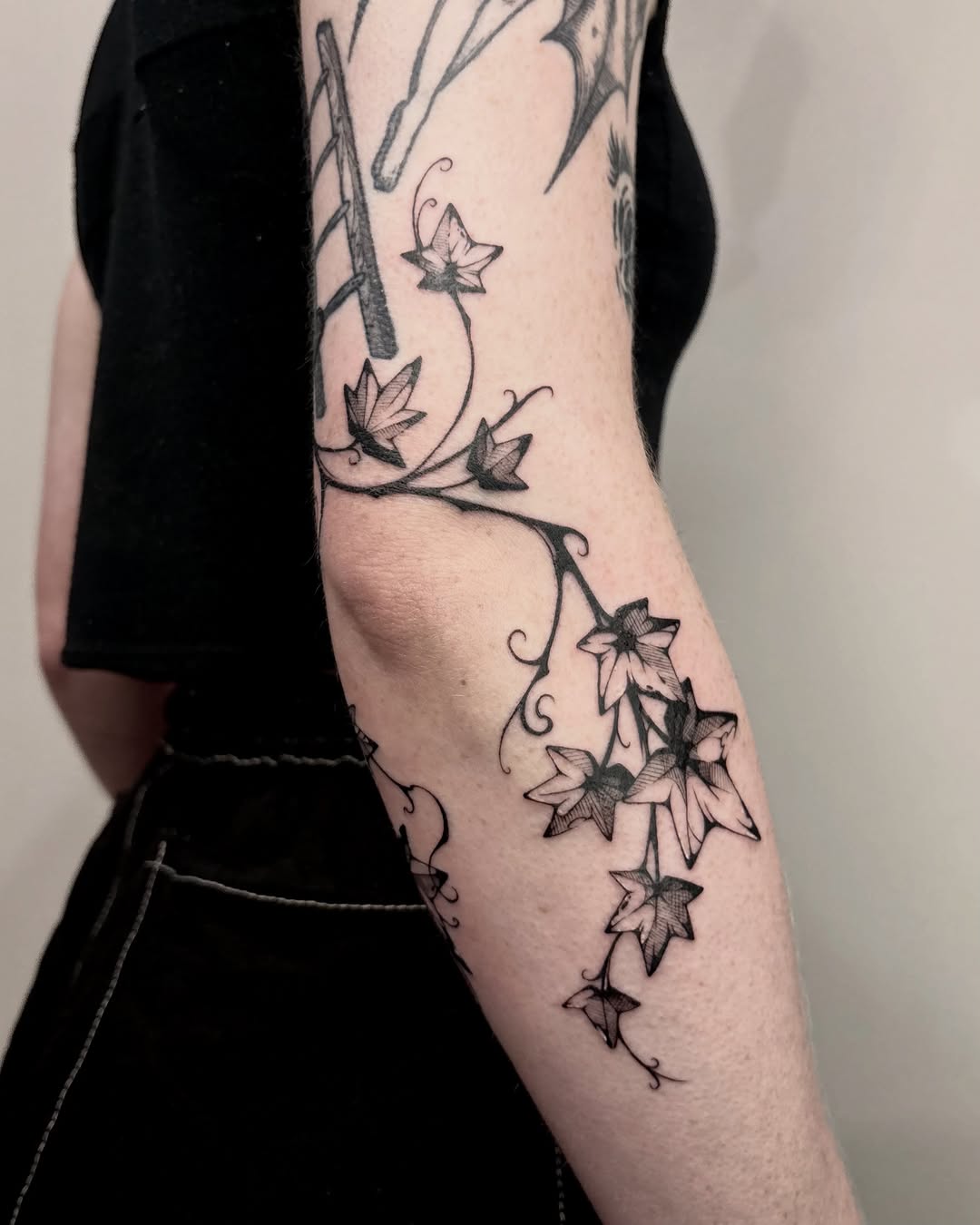 Tattoo by @codeblackink โ fine_line, illustrative