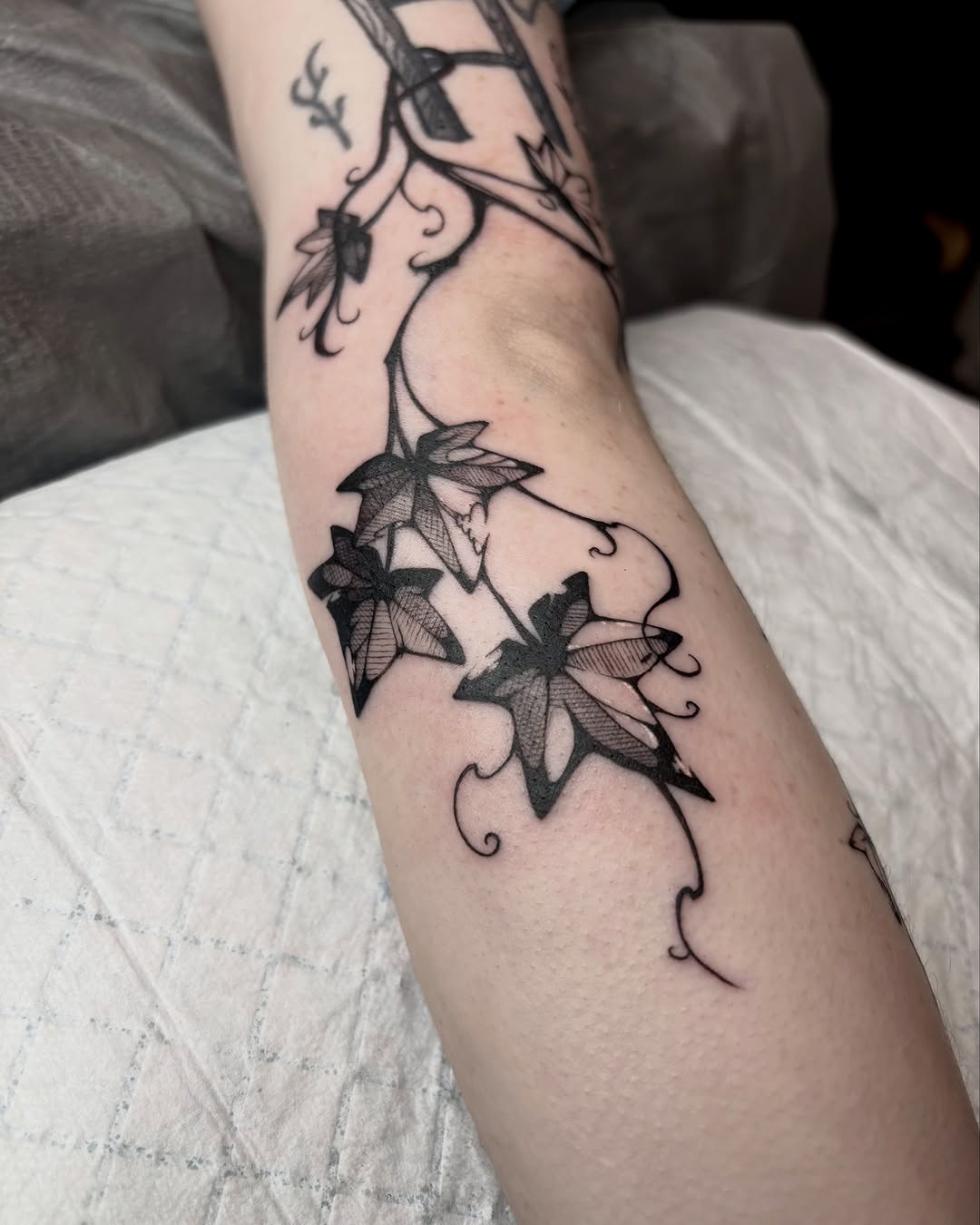 Tattoo by @codeblackink โ fine_line, illustrative
