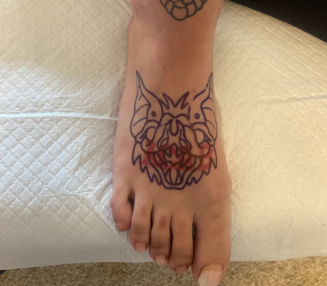 Tattoo by @crabbystabztattoos — american_traditional