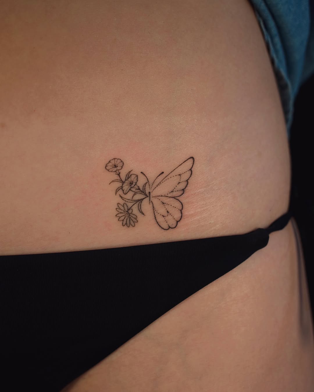 Tattoo by @elsietattoo — fine_line
