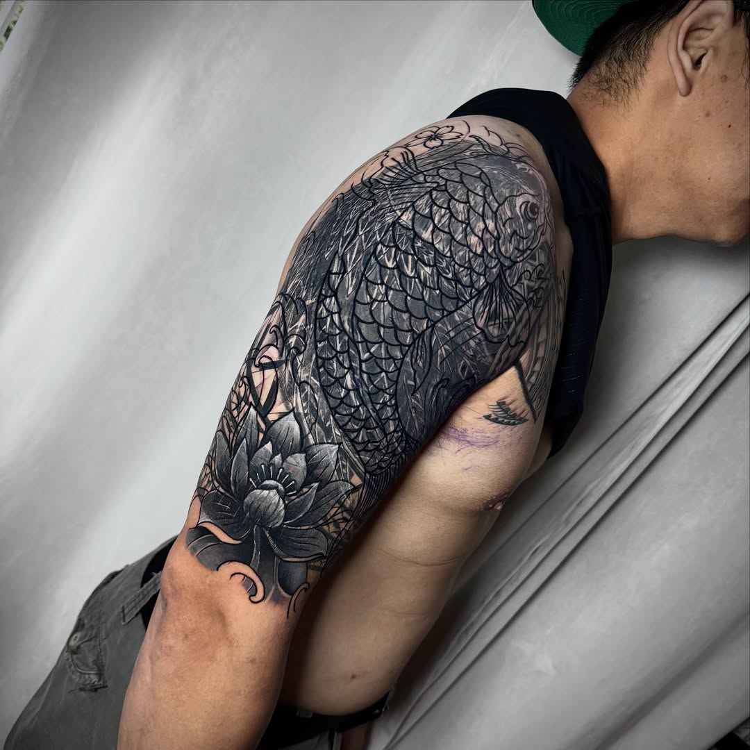 Tattoo by @yowmadfboy — japanese_irezumi, black_and_grey