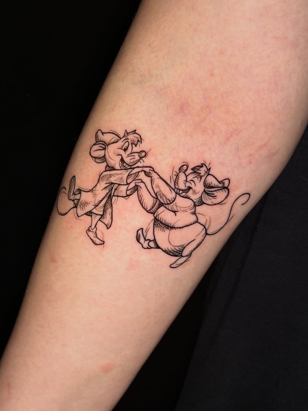Tattoo by @sierrce β illustrative