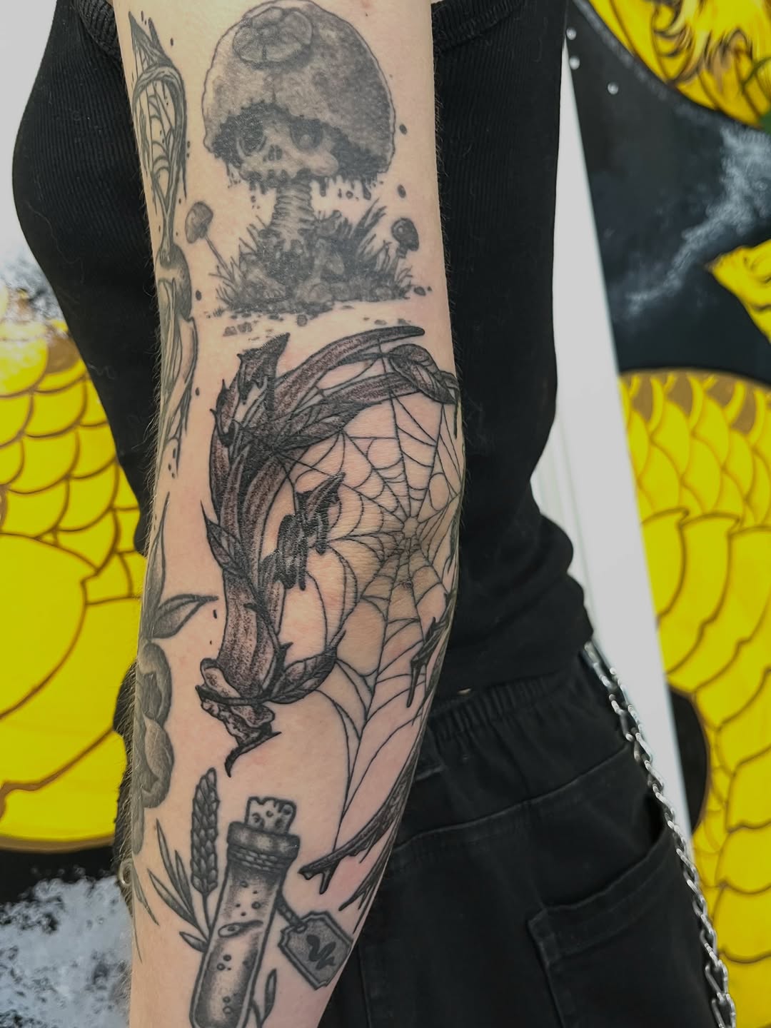 Tattoo by @morganeden.tattoos โ black_and_grey, illustrative