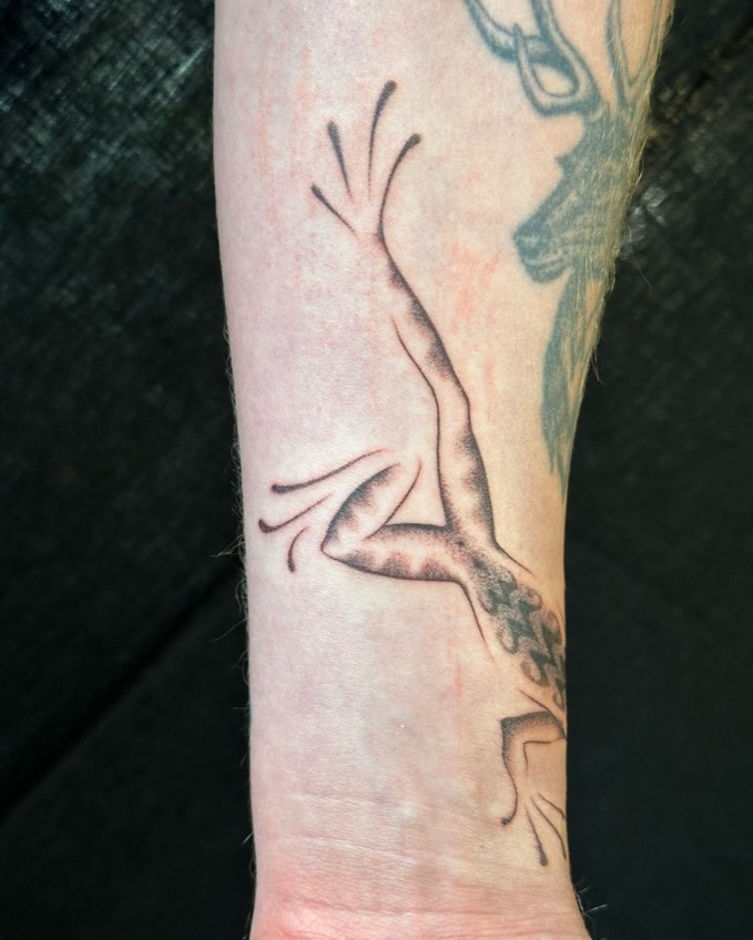 Tattoo by @rrrackham — fine_line, black_and_grey